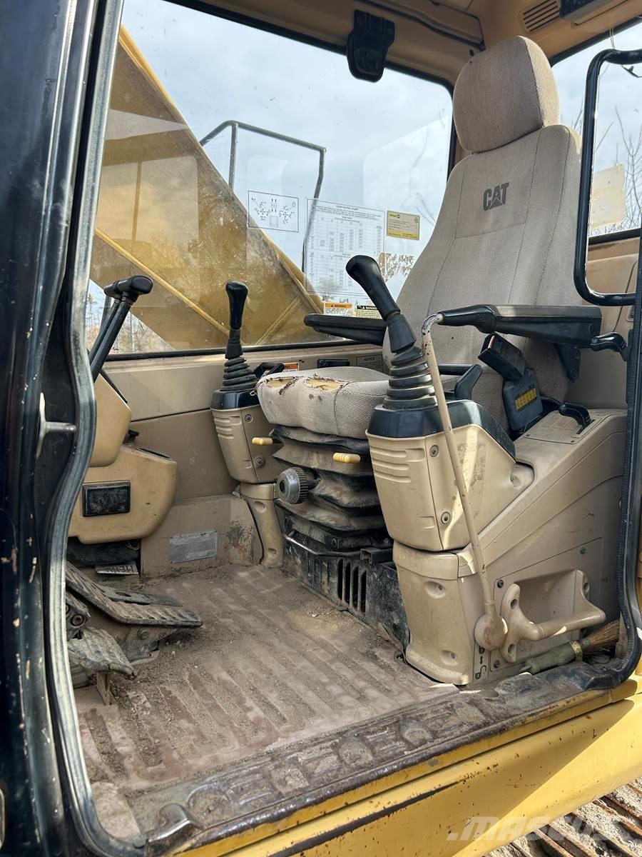 CAT 320L Bageri guseničari