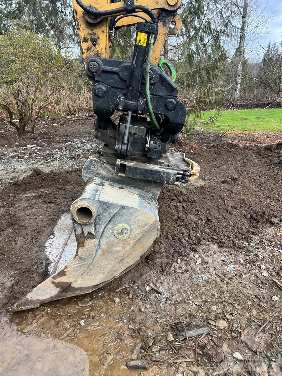 CAT 325 Bageri guseničari