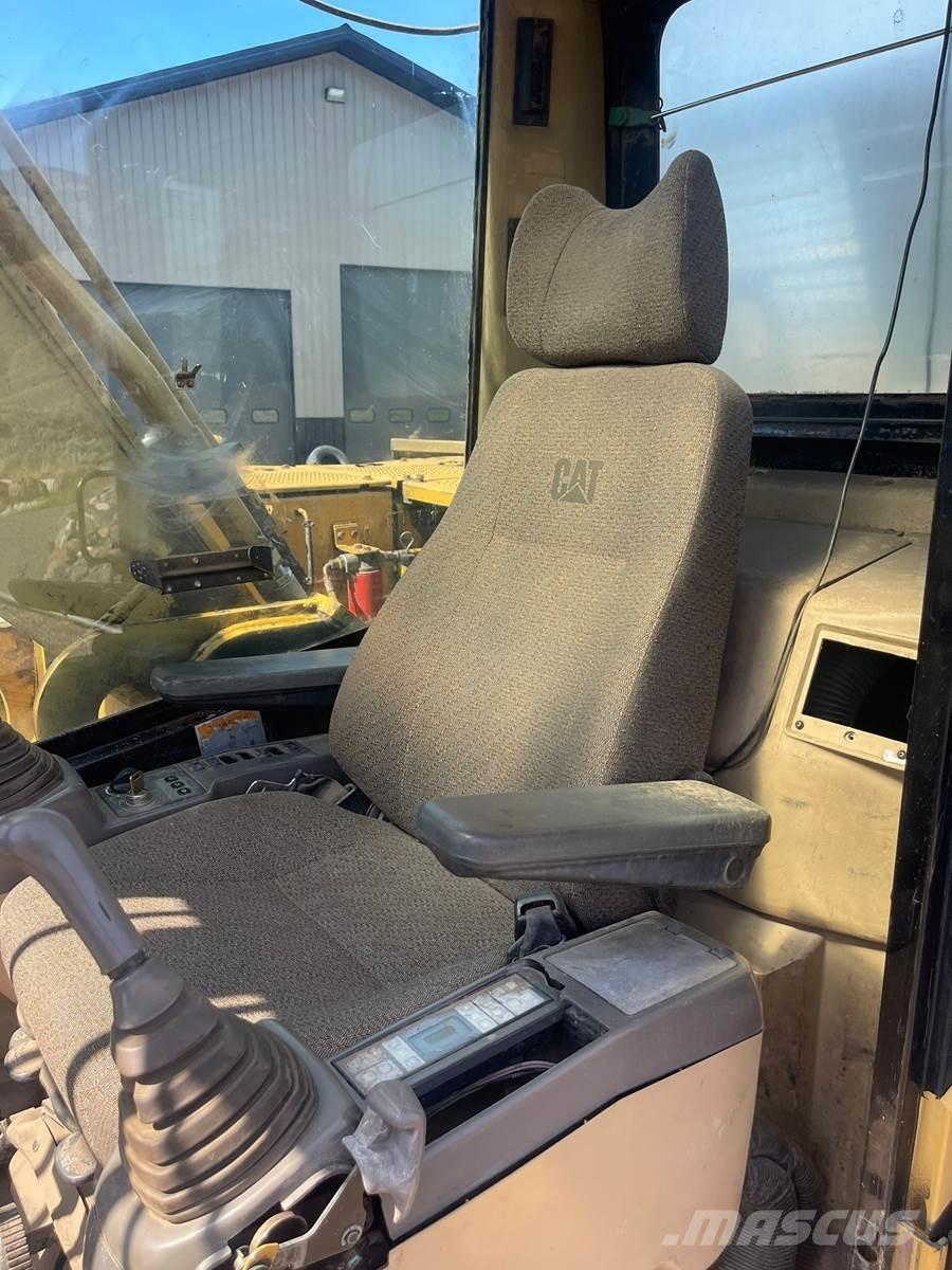 CAT 325BL Bageri guseničari