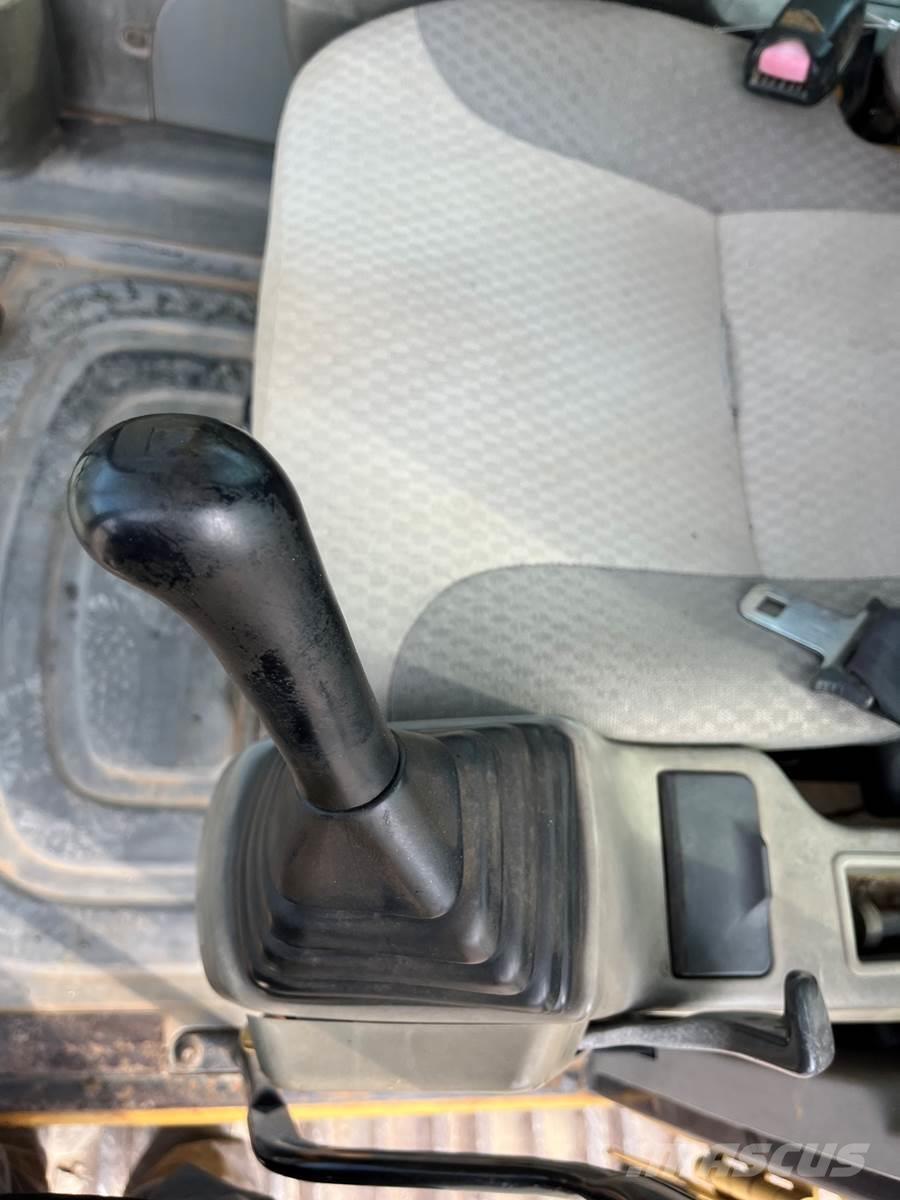 CAT 325DL Bageri guseničari