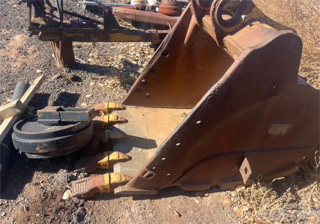 CAT 325L Bageri guseničari