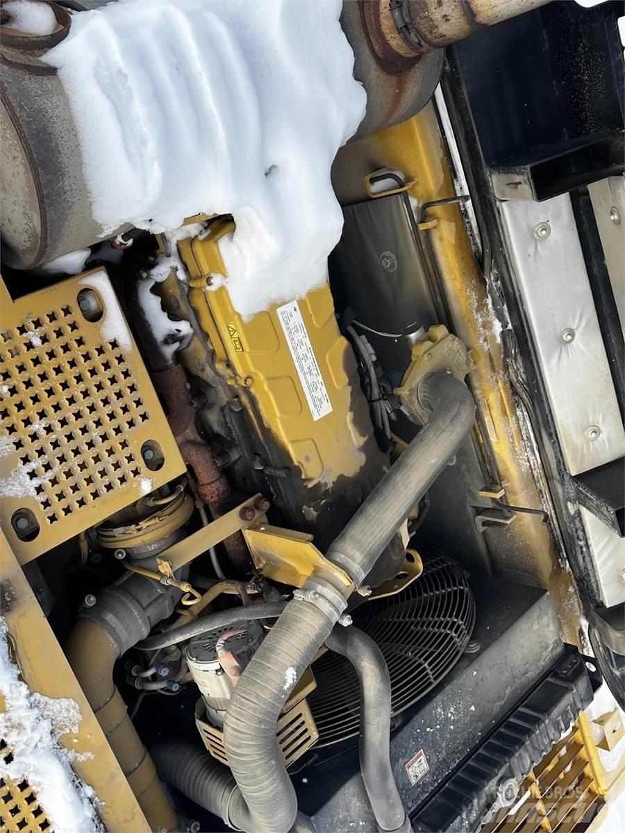CAT 330CL Bageri guseničari