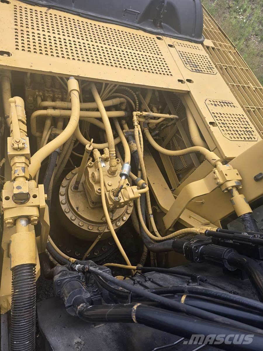 CAT 330CL Bageri guseničari
