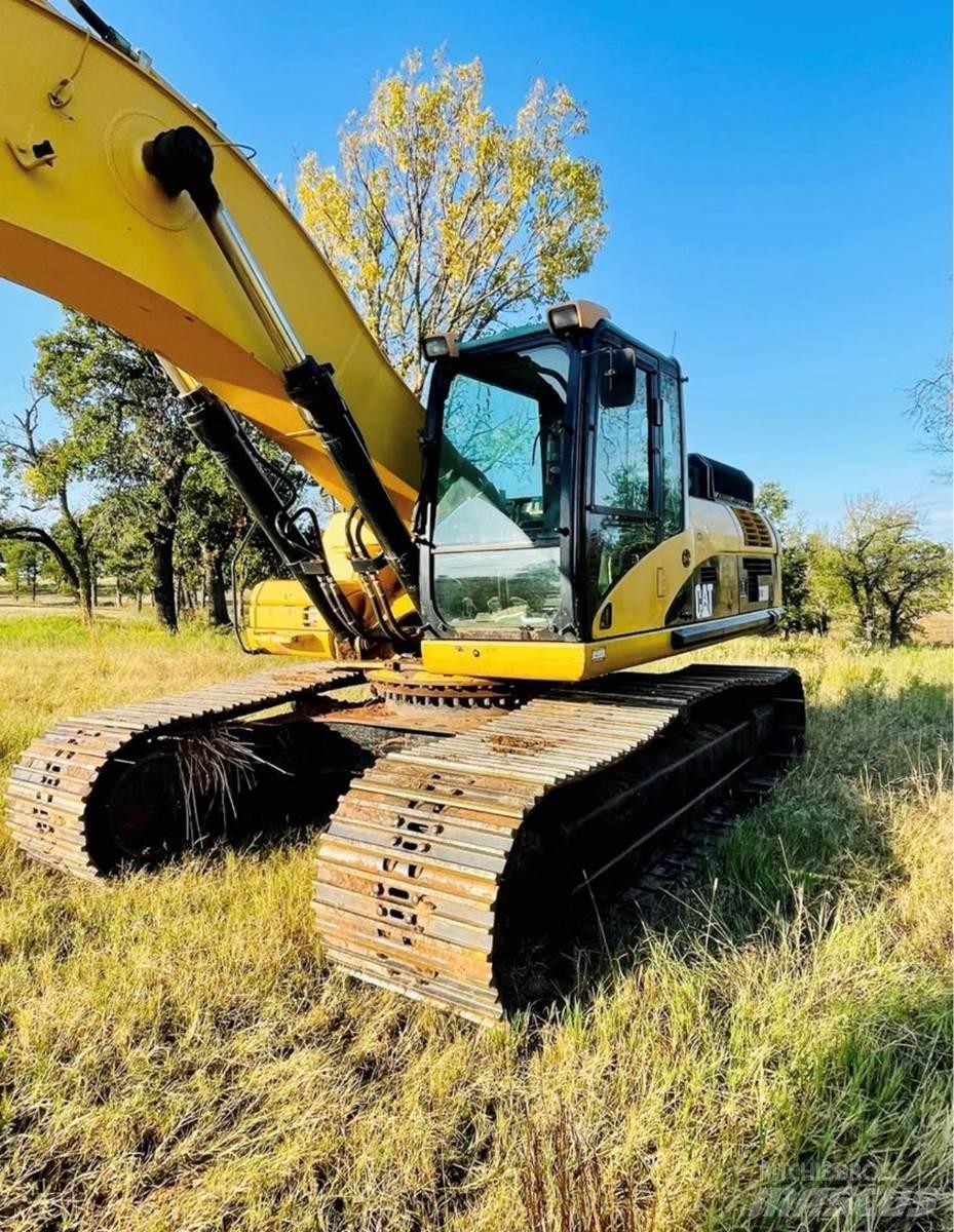 CAT 330DL Bageri guseničari