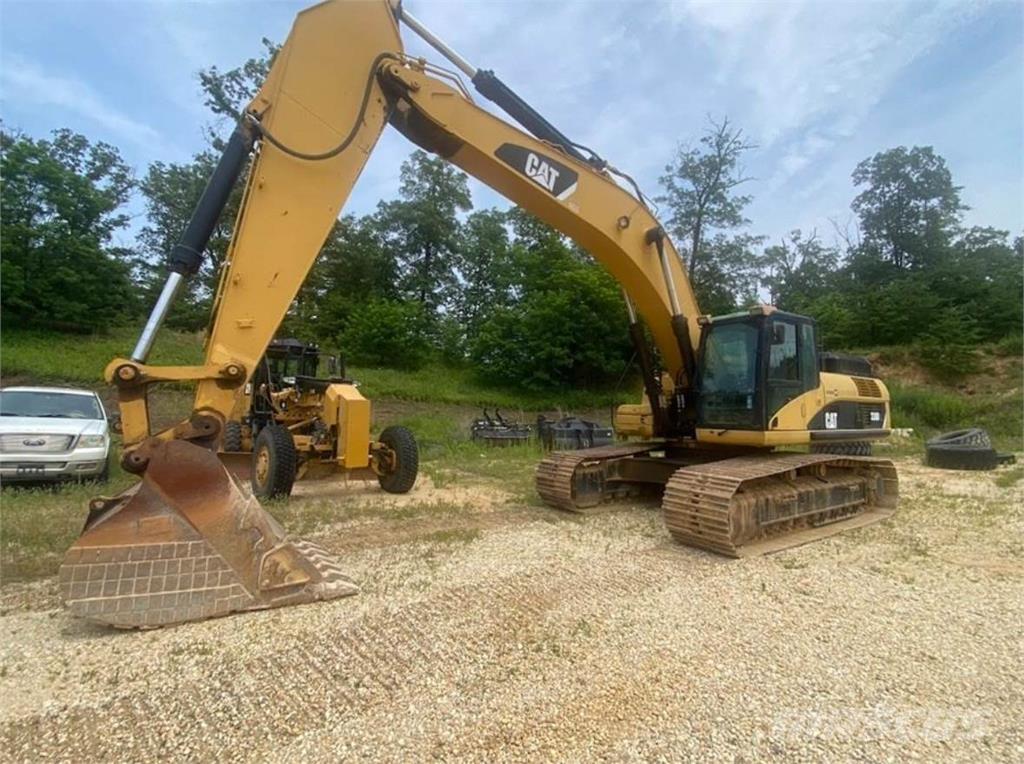 CAT 330DL Bageri guseničari
