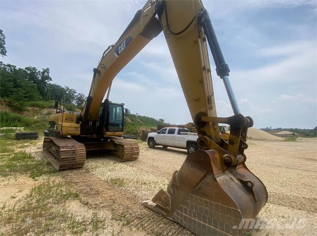 CAT 330DL Bageri guseničari