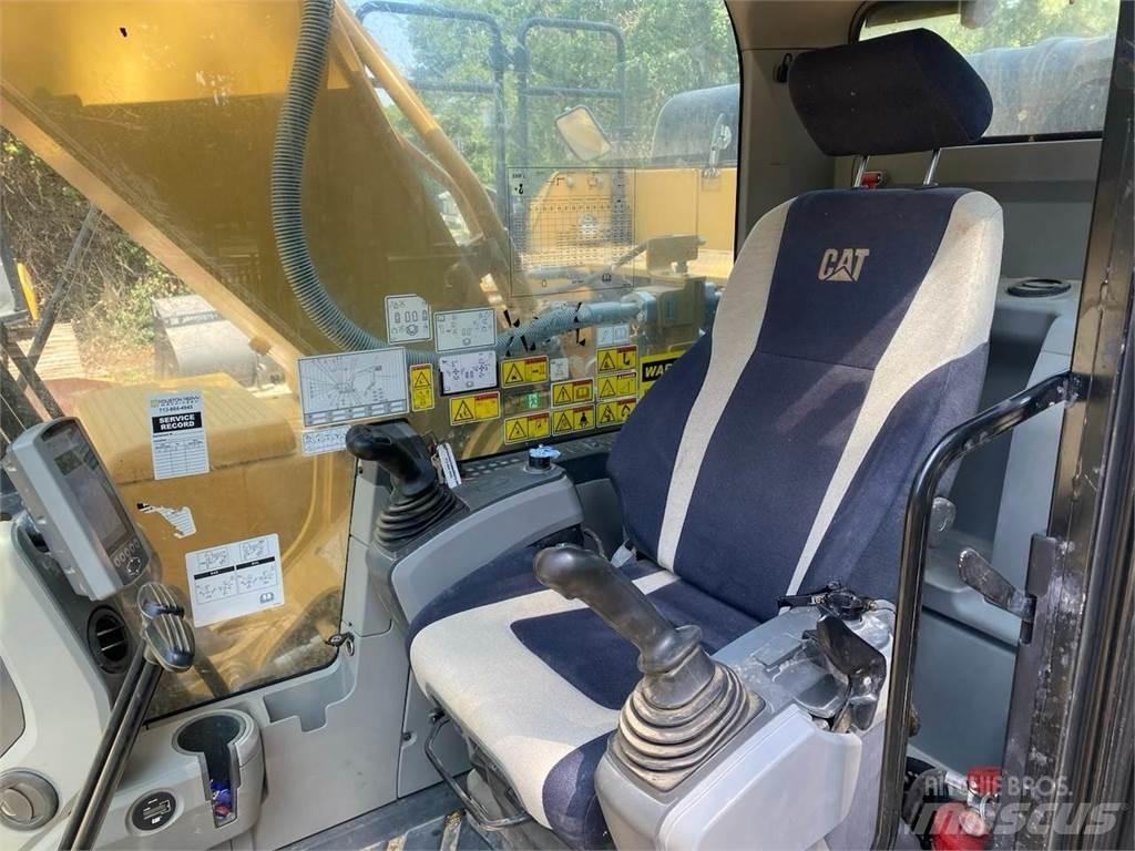CAT 330FL Bageri guseničari