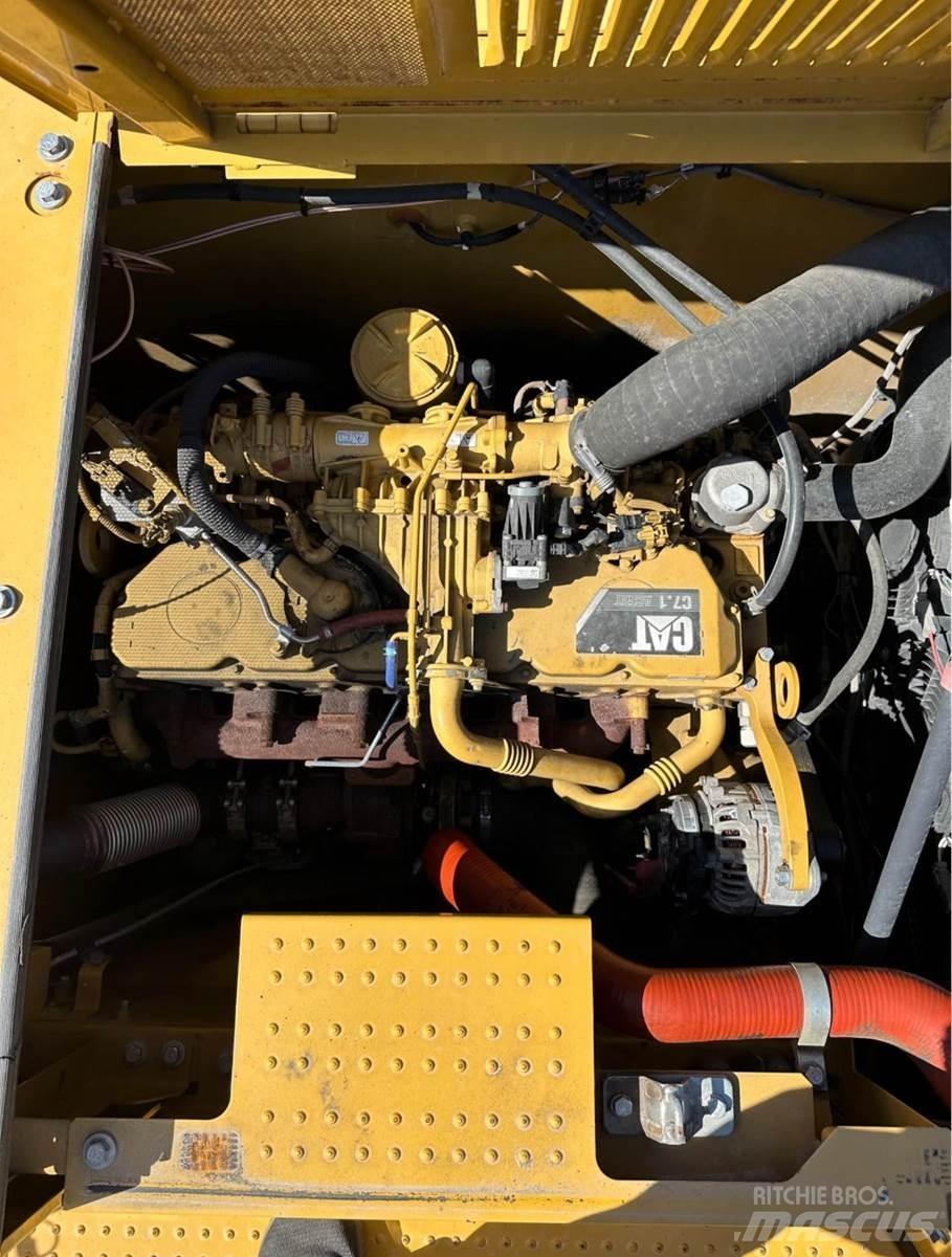 CAT 330GC Bageri guseničari
