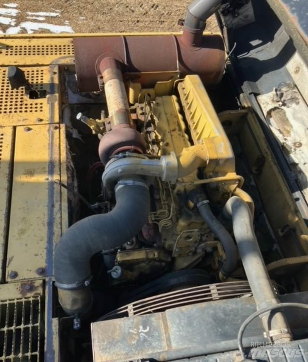 CAT 330L Bageri guseničari