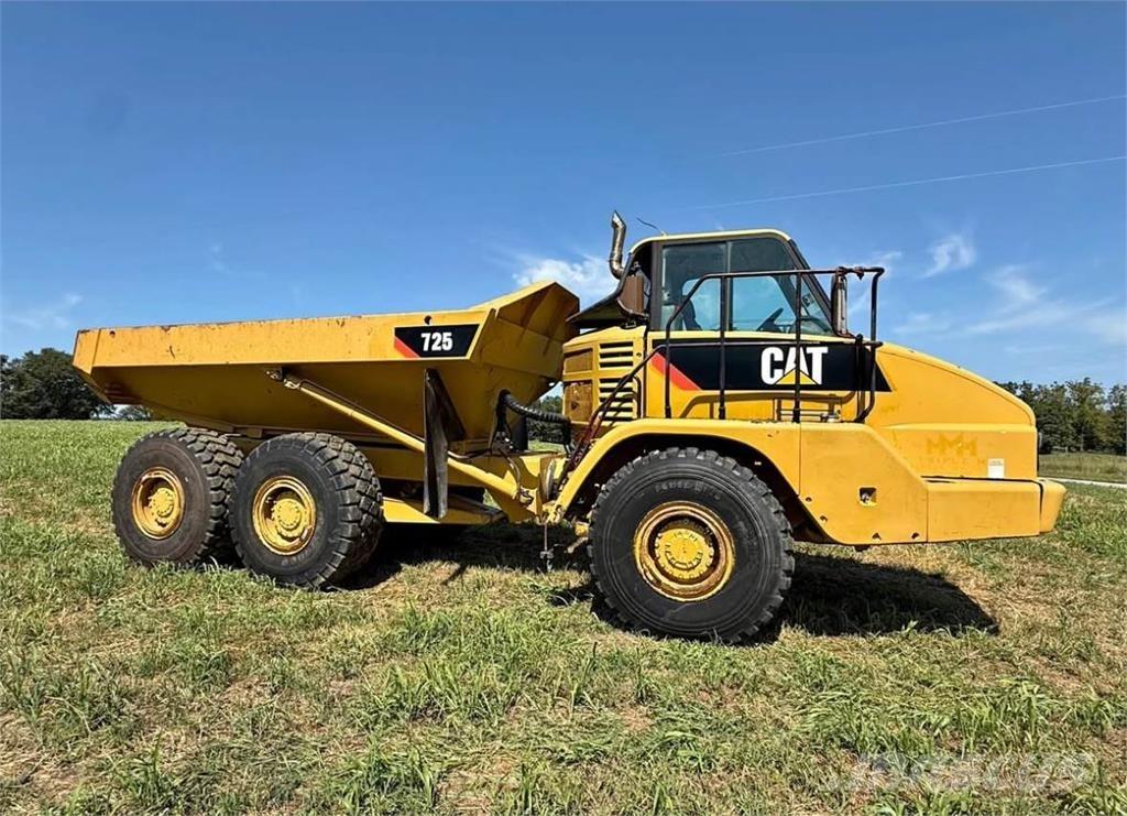 CAT 725 Zglobni damperi