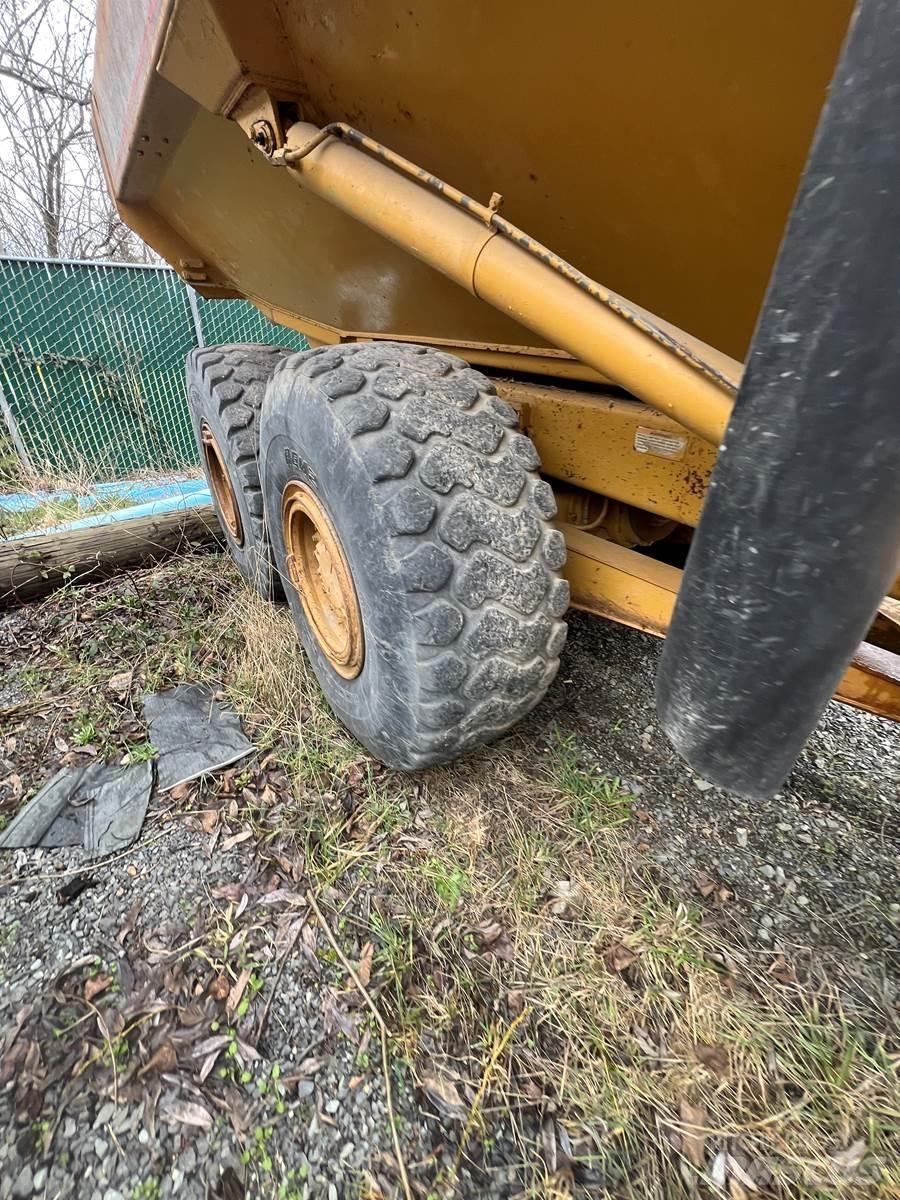 CAT 730 Zglobni damperi