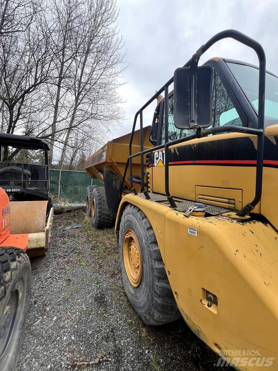 CAT 730 Zglobni damperi