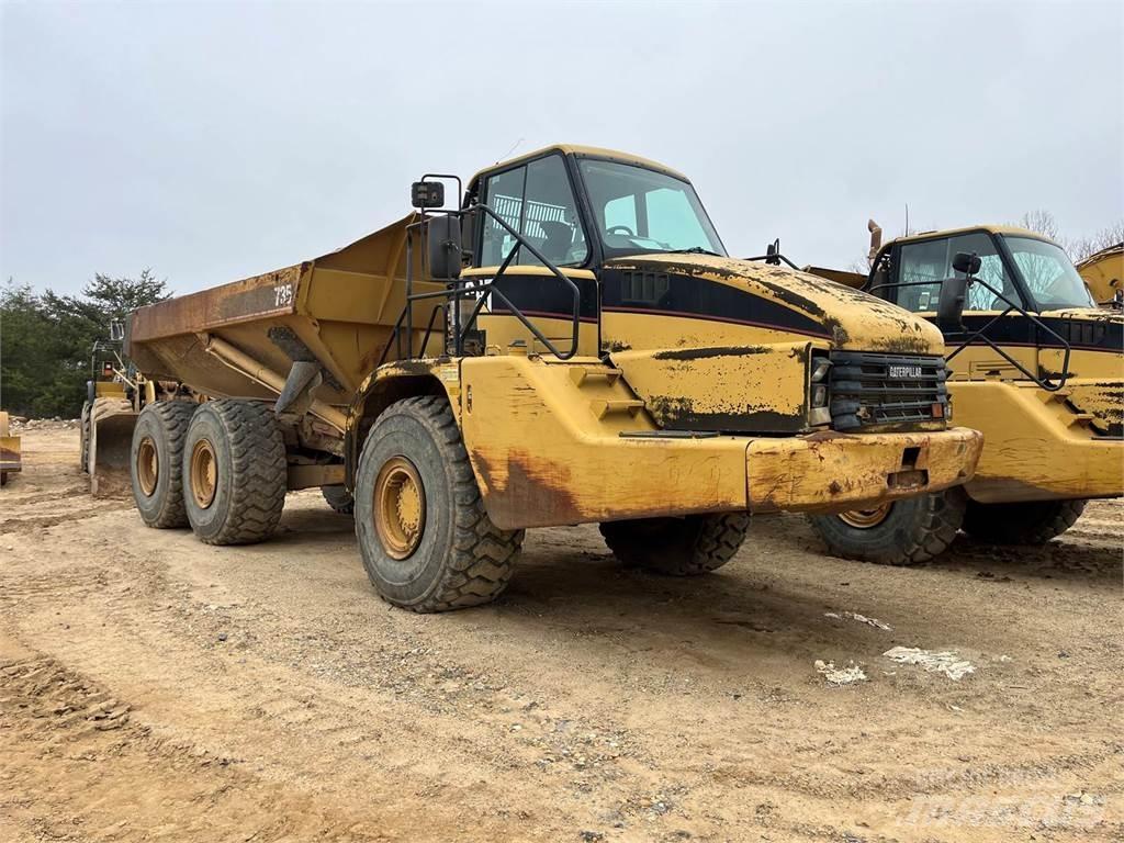 CAT 735 Zglobni damperi