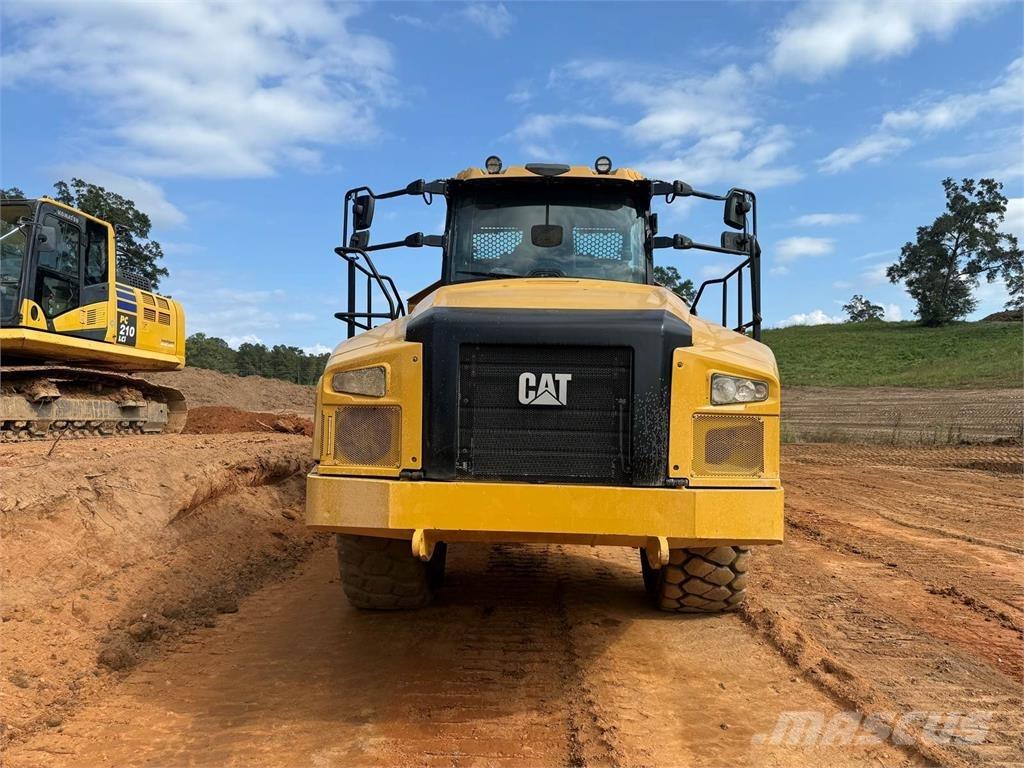 CAT 745 Zglobni damperi
