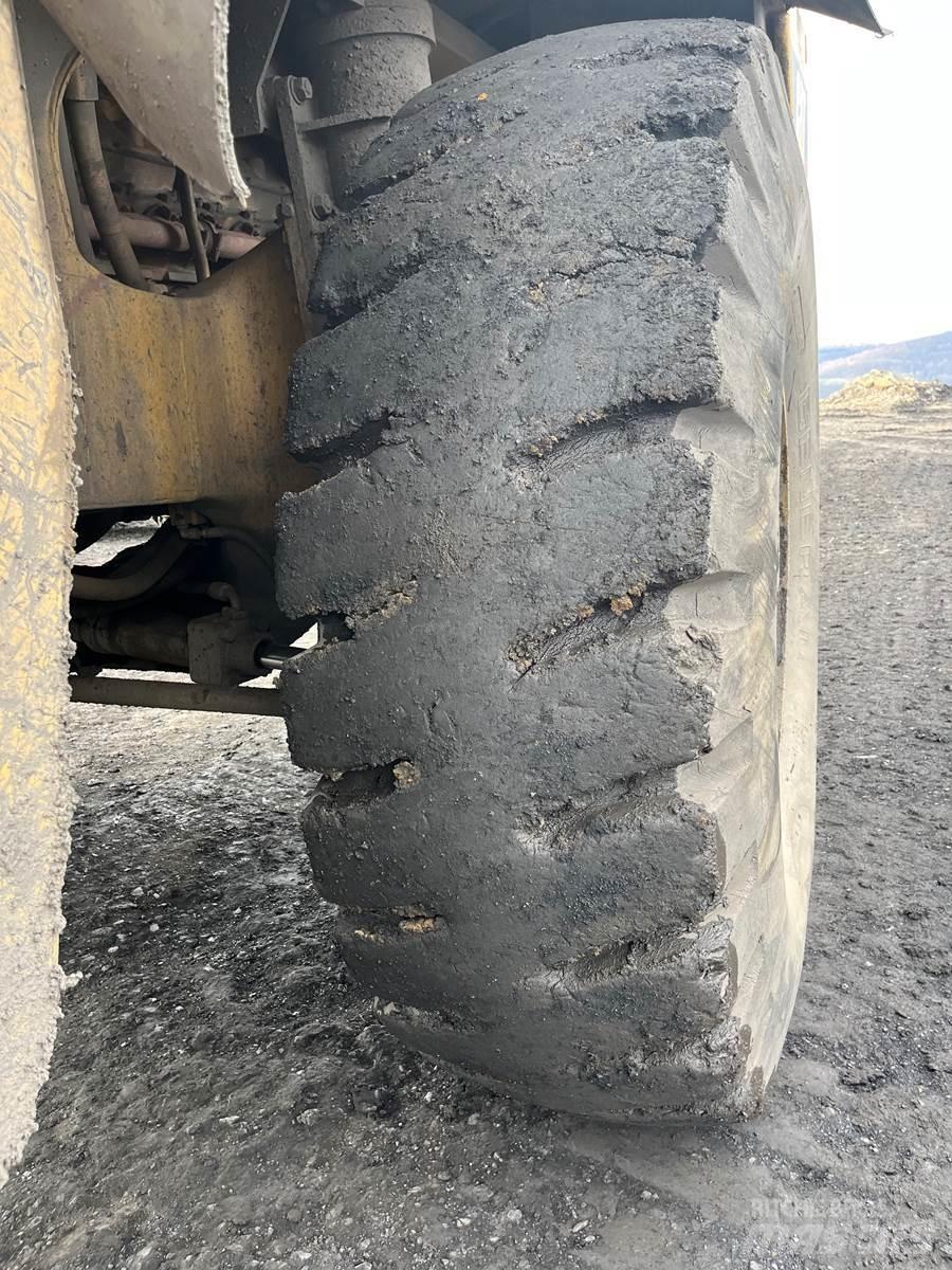 CAT 773B Zglobni damperi