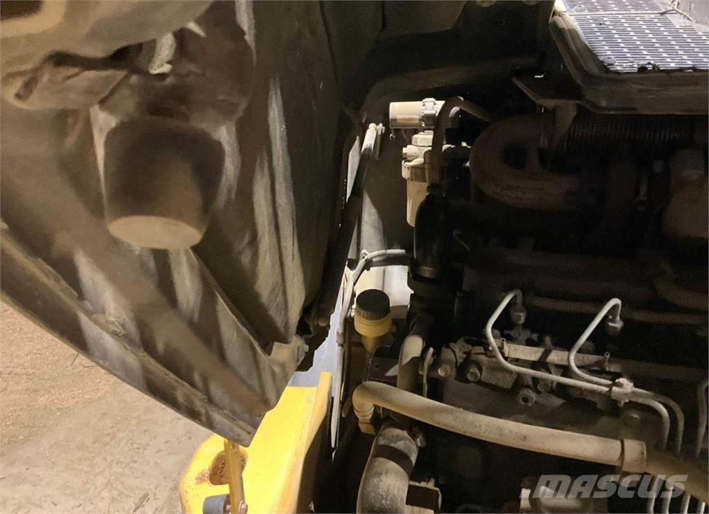 CAT 906H Utovarivači na točkove