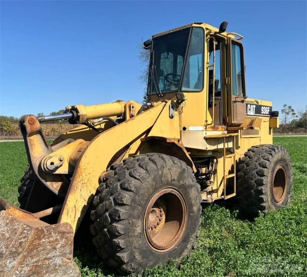 CAT 936F Utovarivači na točkove