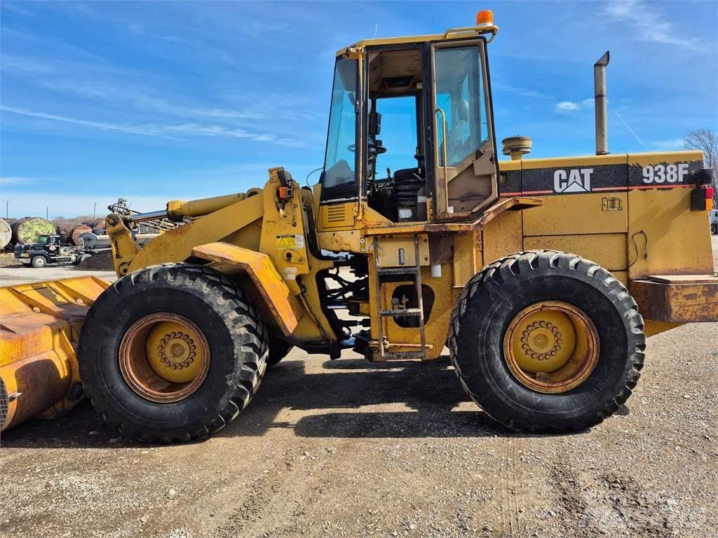 CAT 938F Utovarivači na točkove