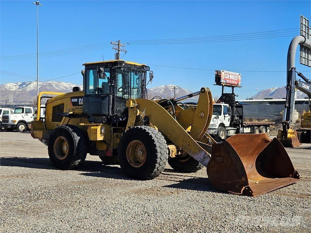CAT 938M Utovarivači na točkove