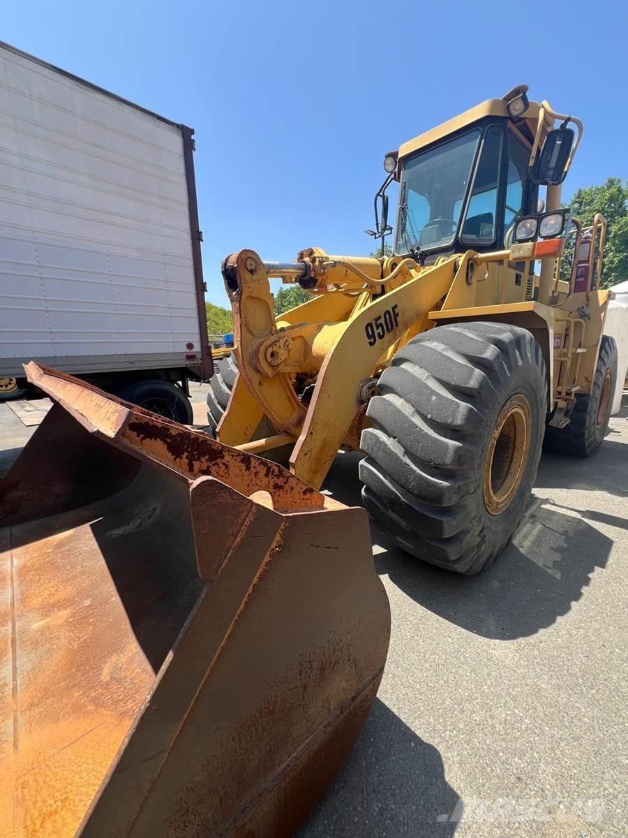 CAT 950F Utovarivači na točkove