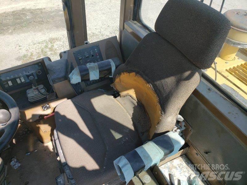 CAT 960F Utovarivači na točkove
