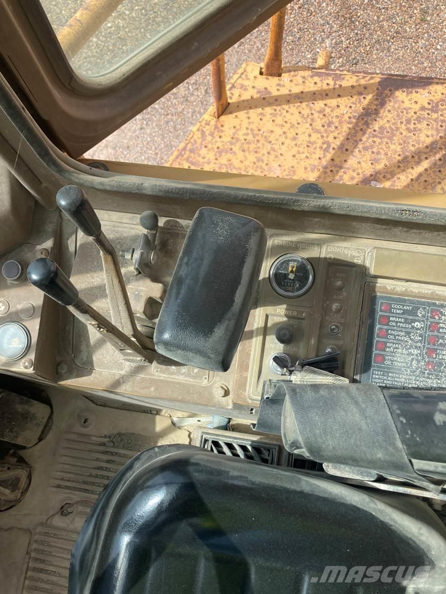 CAT 966D Utovarivači na točkove