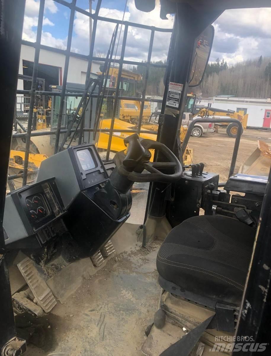 CAT 980G Buldožeri guseničari