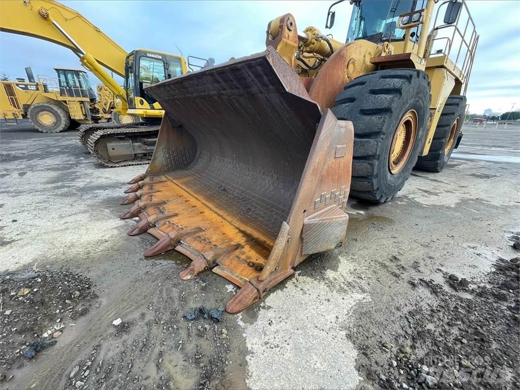 CAT 990 Utovarivači na točkove