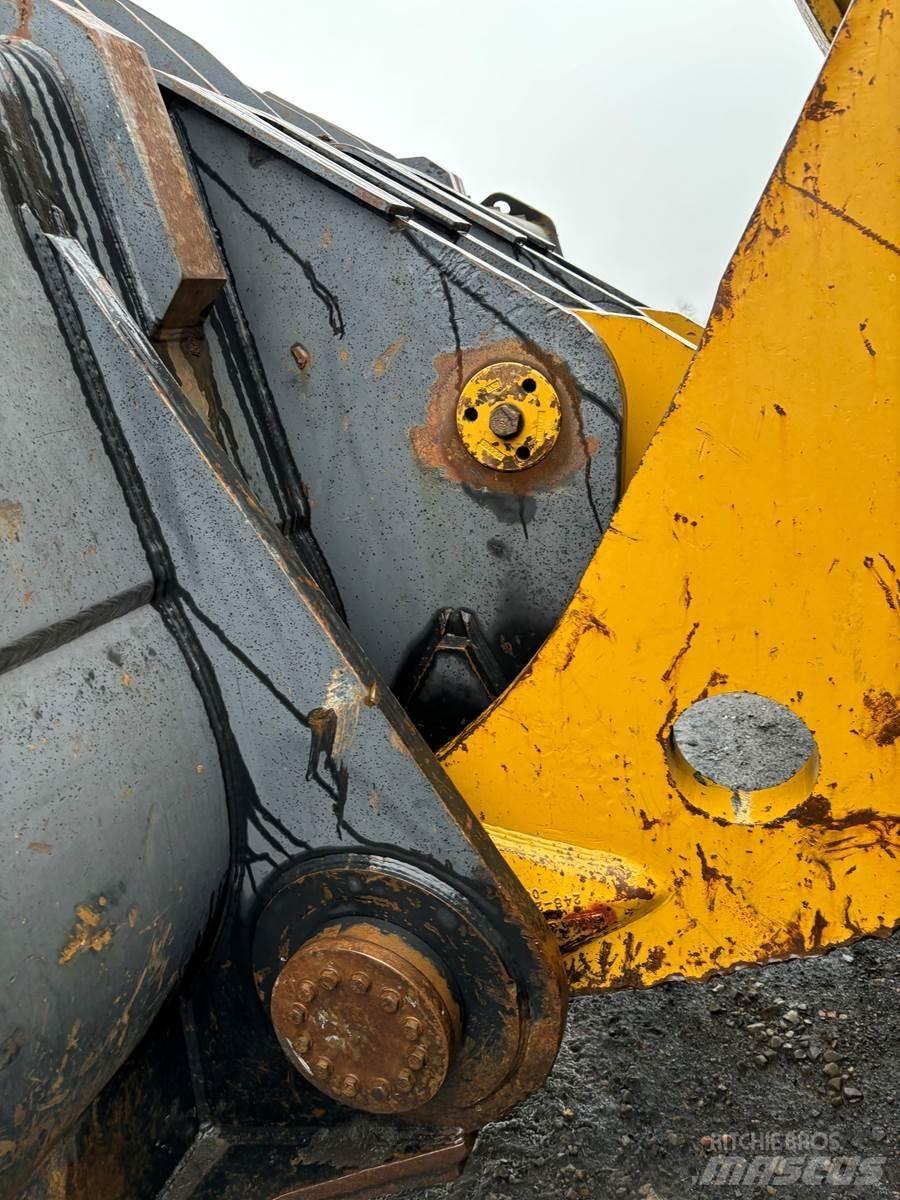 CAT 993K Utovarivači na točkove
