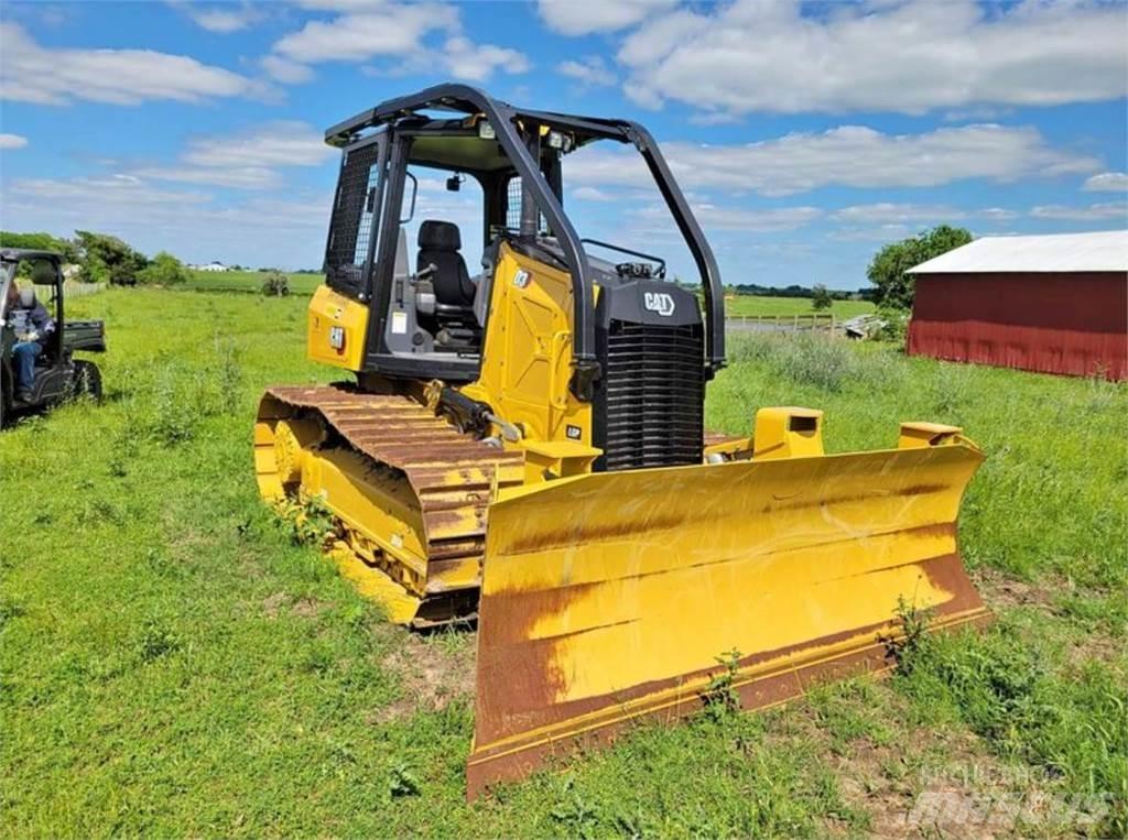 CAT D3 Buldožeri guseničari