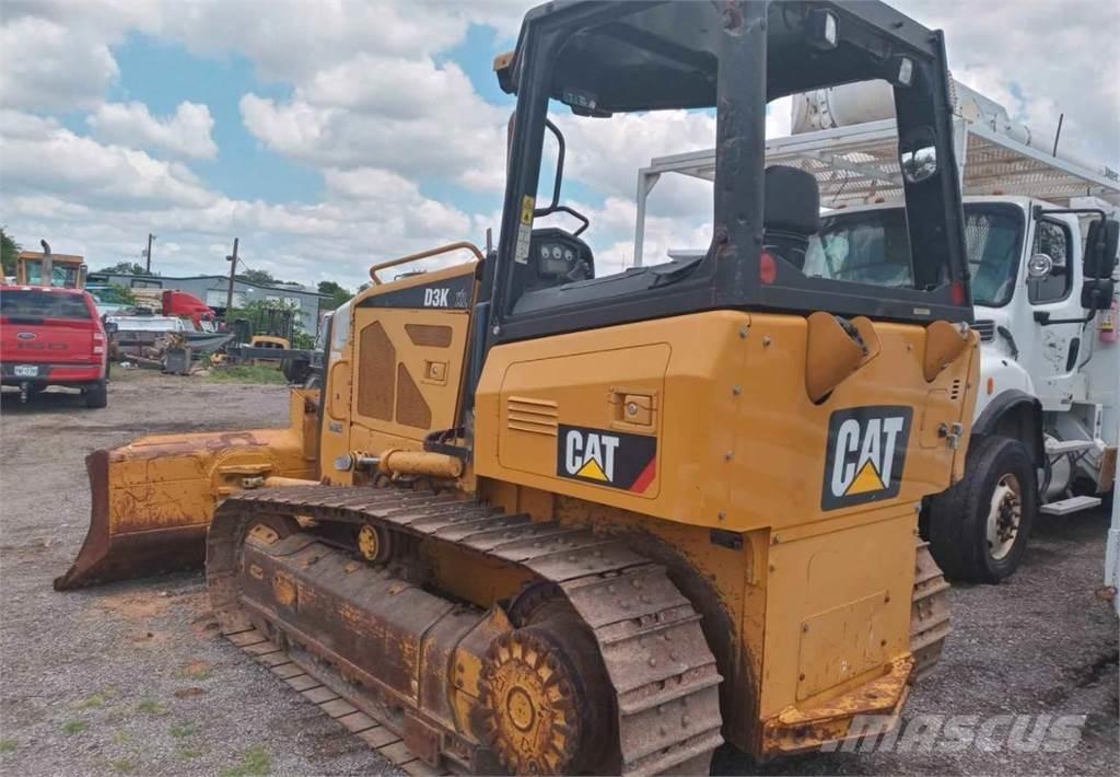CAT D3K XL Buldožeri guseničari