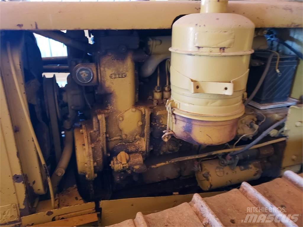 CAT D4 Polovni buldožeri za polaganje cevi