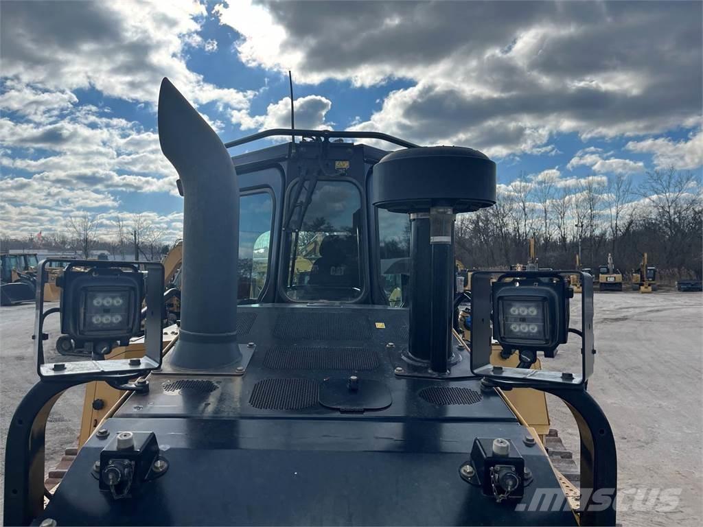 CAT D6 Buldožeri guseničari