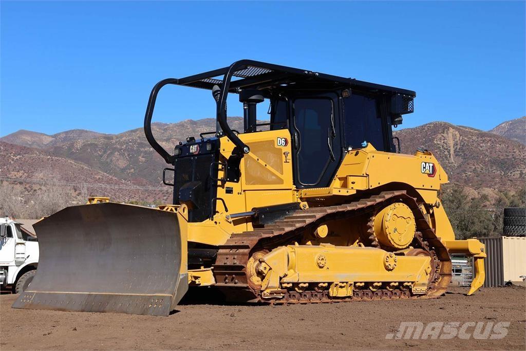 CAT D6 XL Buldožeri guseničari