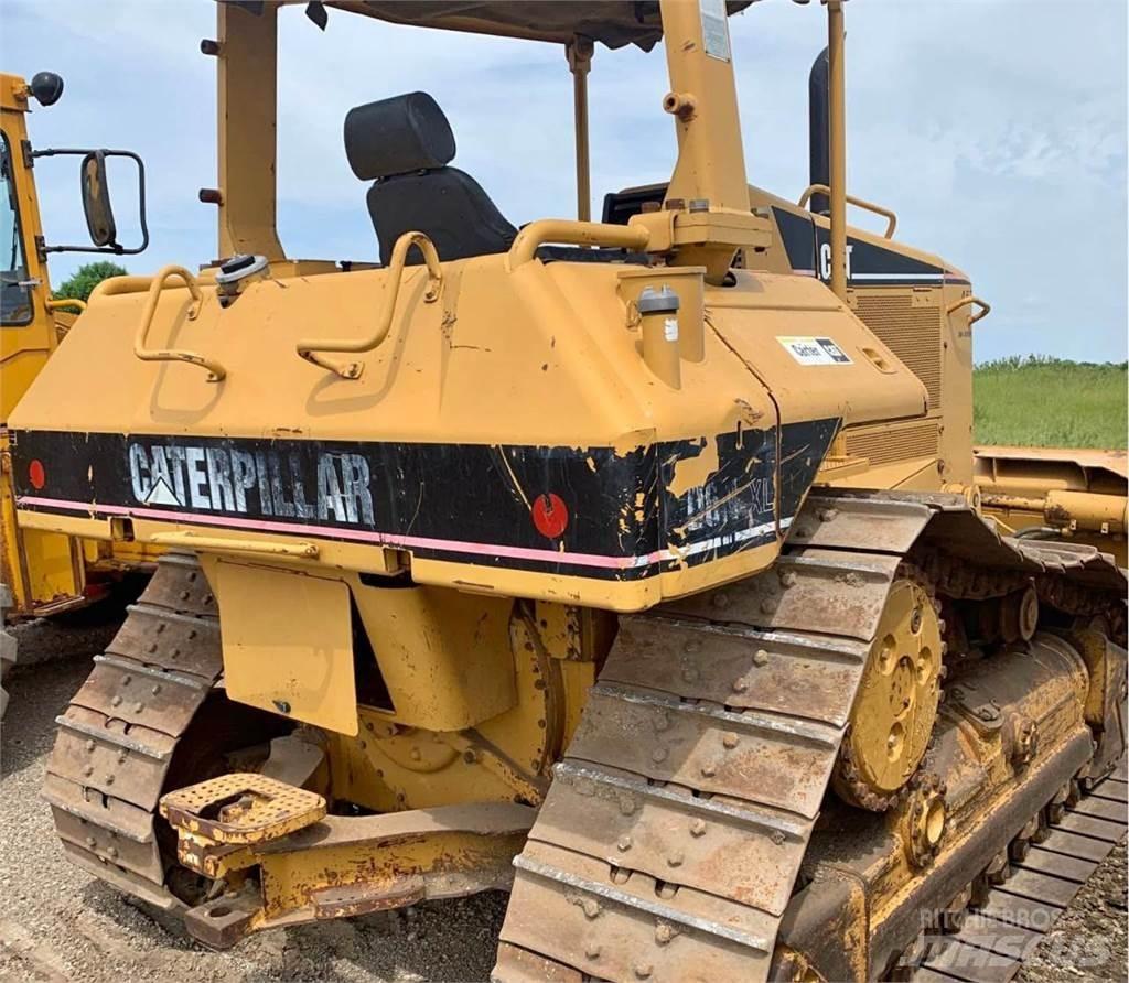 CAT D6N XL Buldožeri guseničari