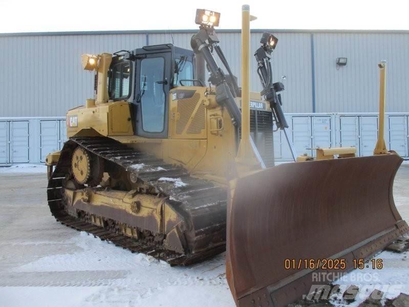 CAT D6T Buldožeri guseničari
