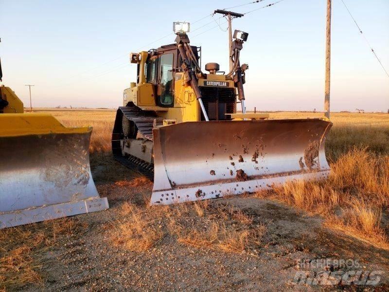 CAT D6T XW Buldožeri guseničari