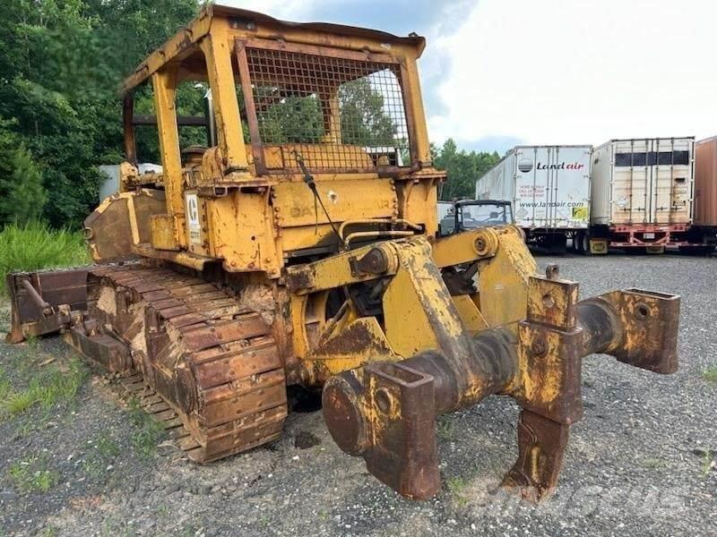 CAT D7F Buldožeri guseničari
