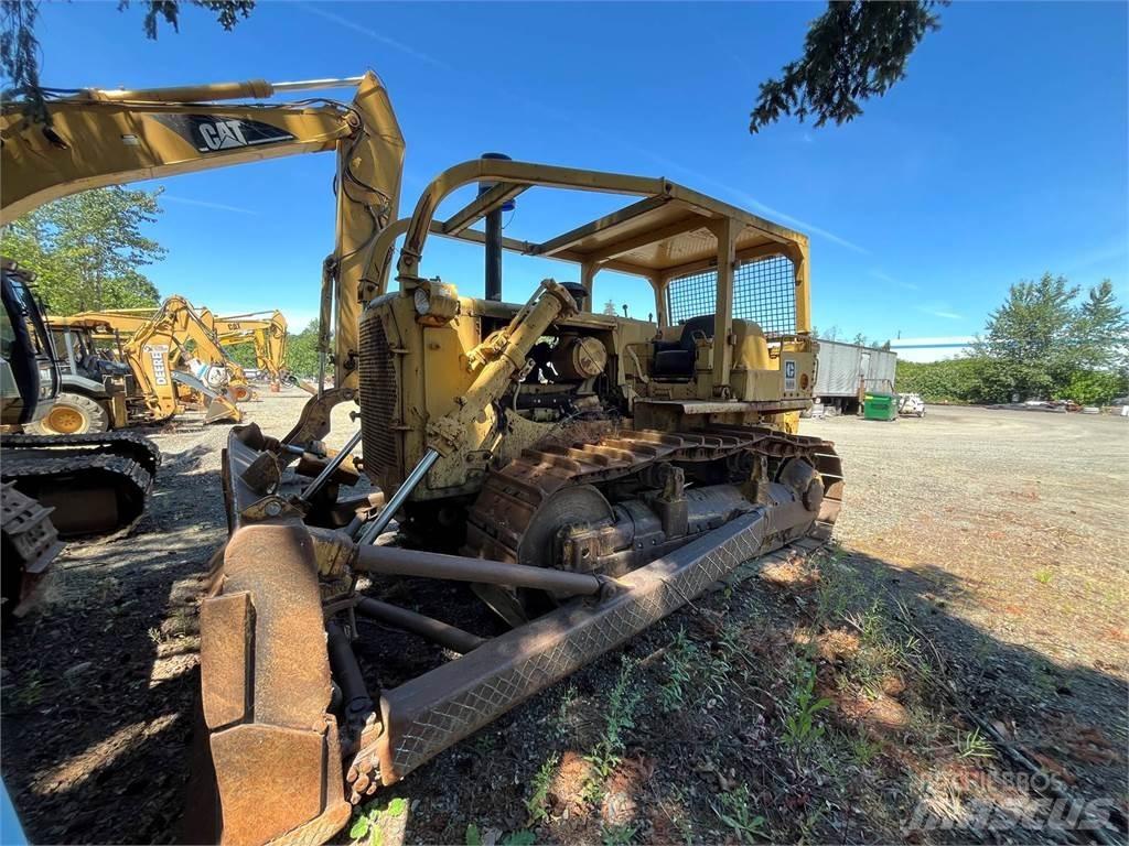 CAT D7G Buldožeri guseničari