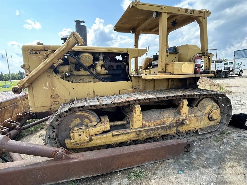 CAT D8H Buldožeri guseničari