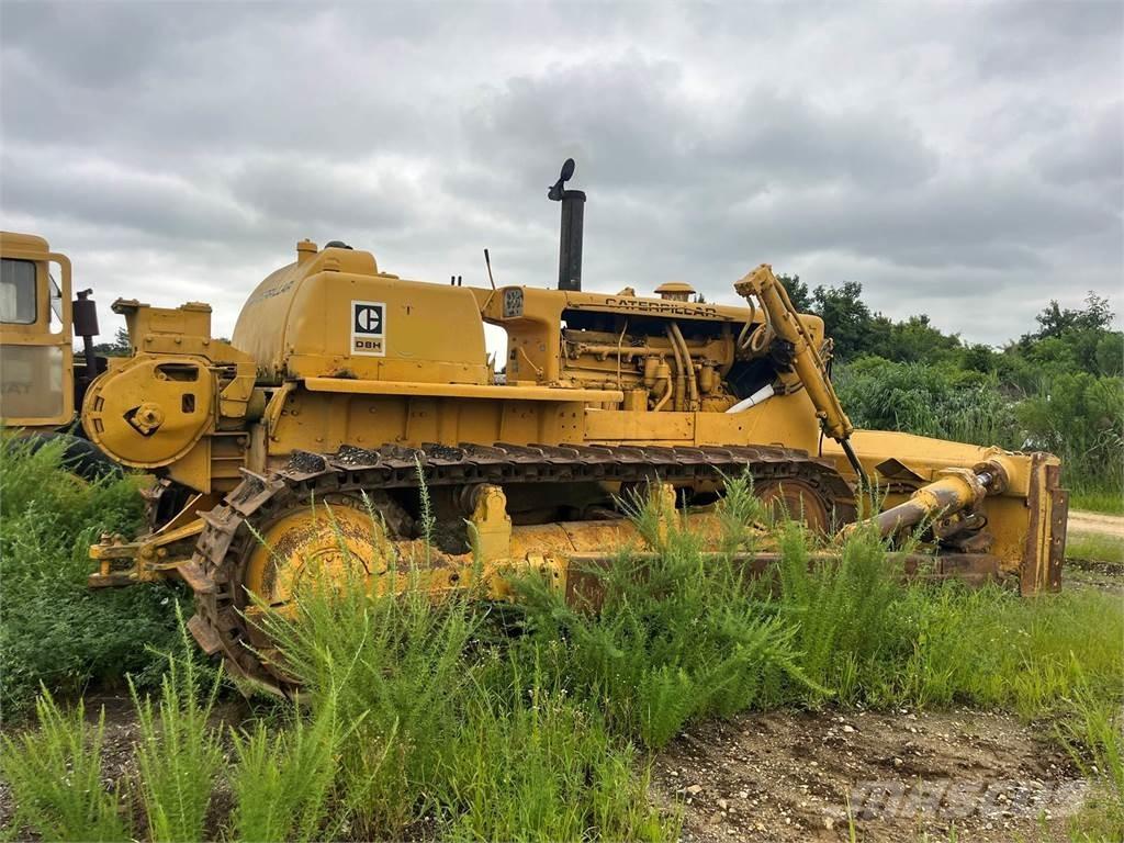 CAT D8H Buldožeri guseničari