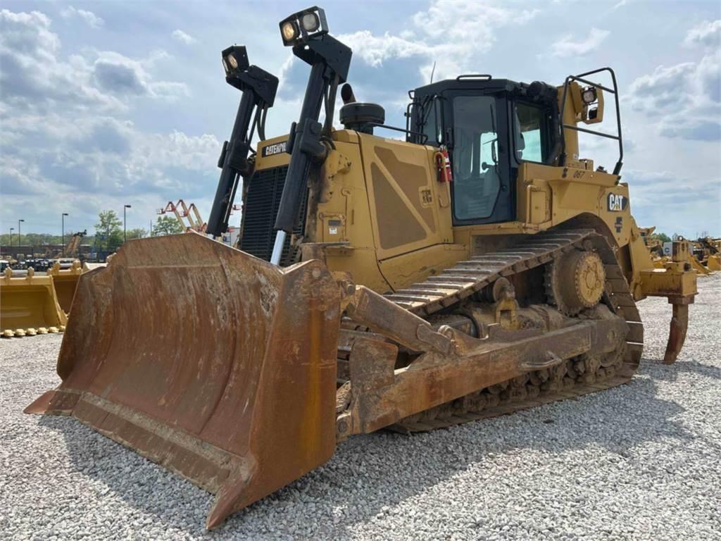 CAT D8T Buldožeri guseničari