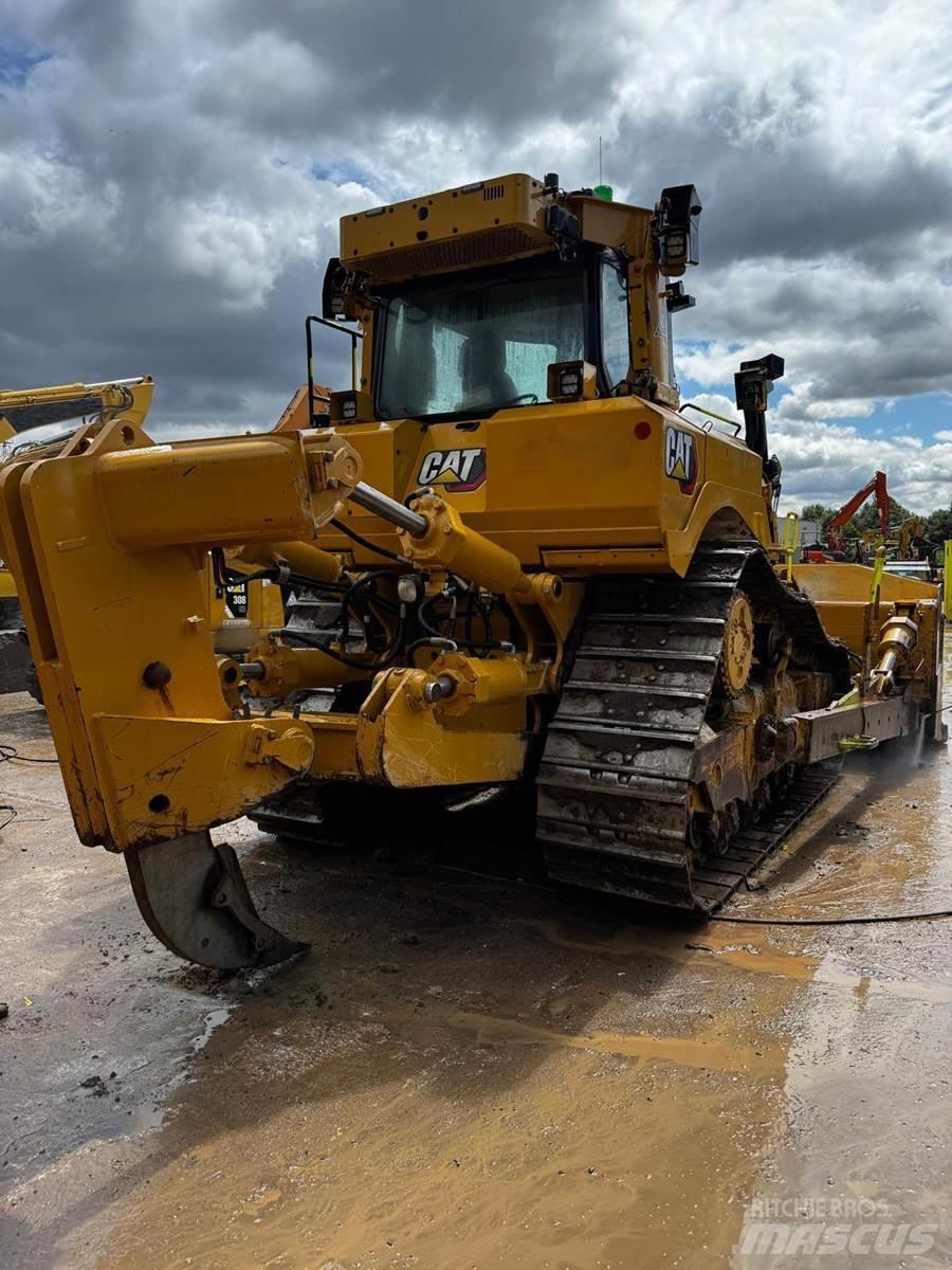 CAT D8T Buldožeri guseničari