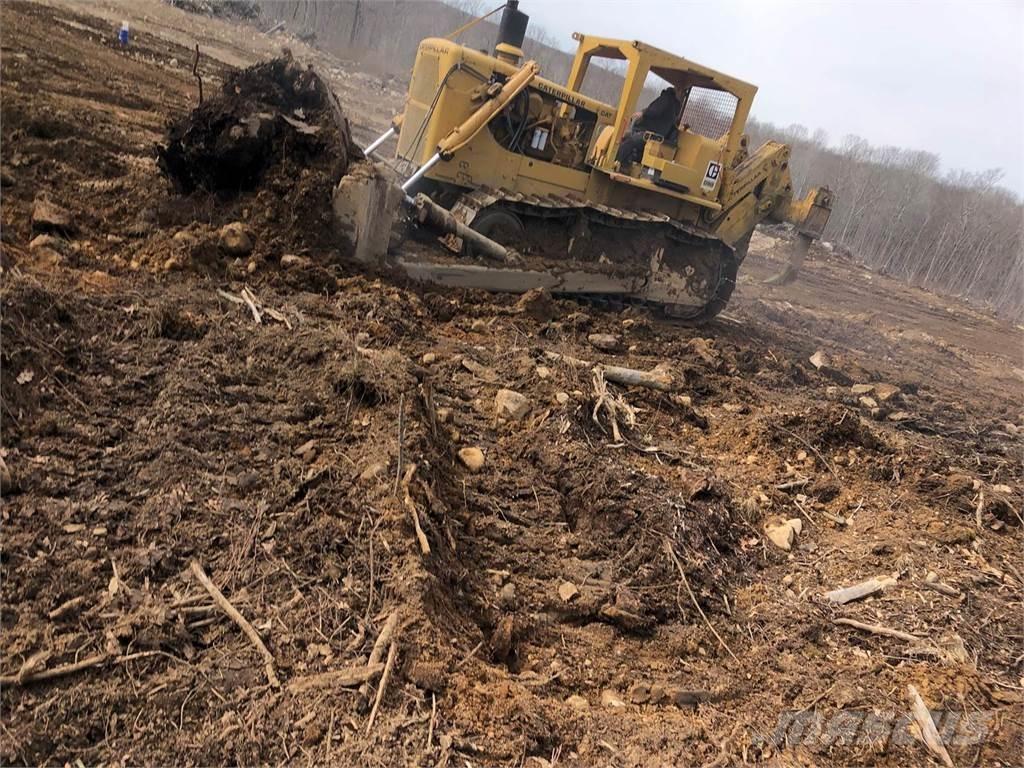 CAT D9G Buldožeri guseničari