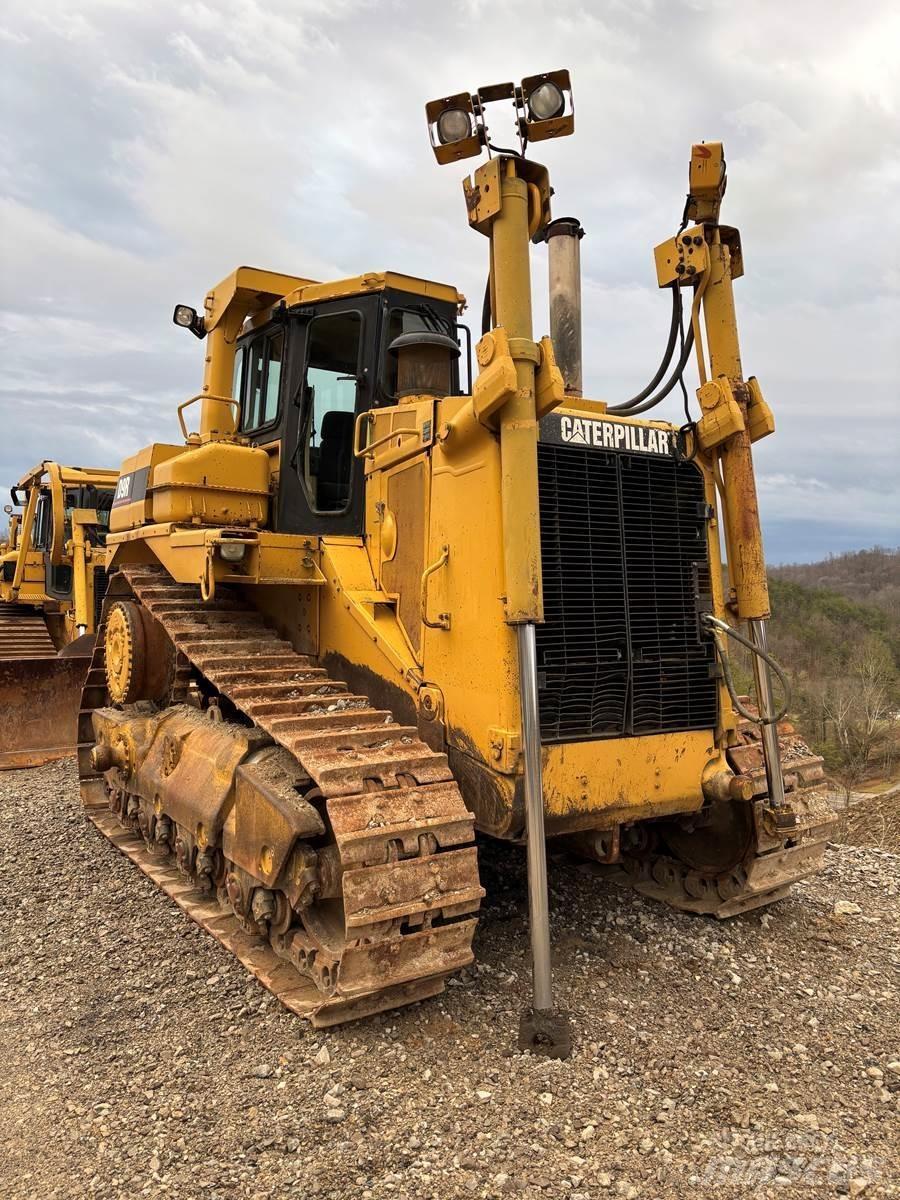 CAT D9R Buldožeri guseničari
