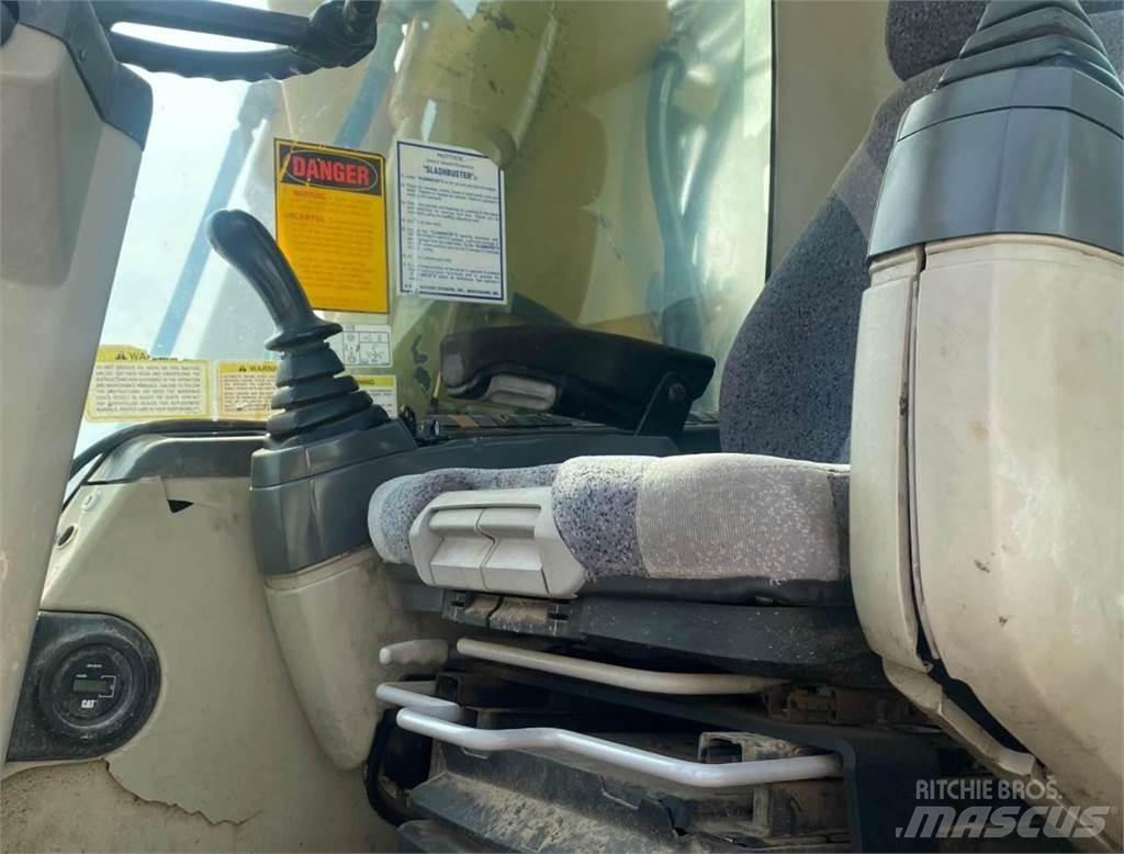 CAT M316C Bageri točkaši