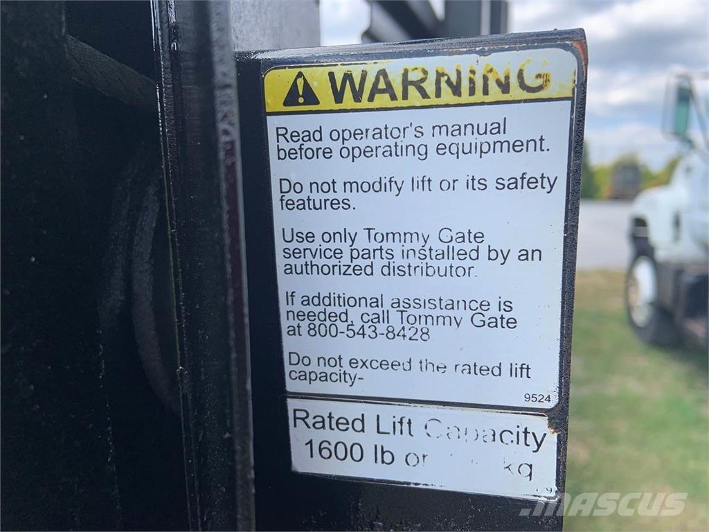 Ford 550 Kamioni za prevoz životinja