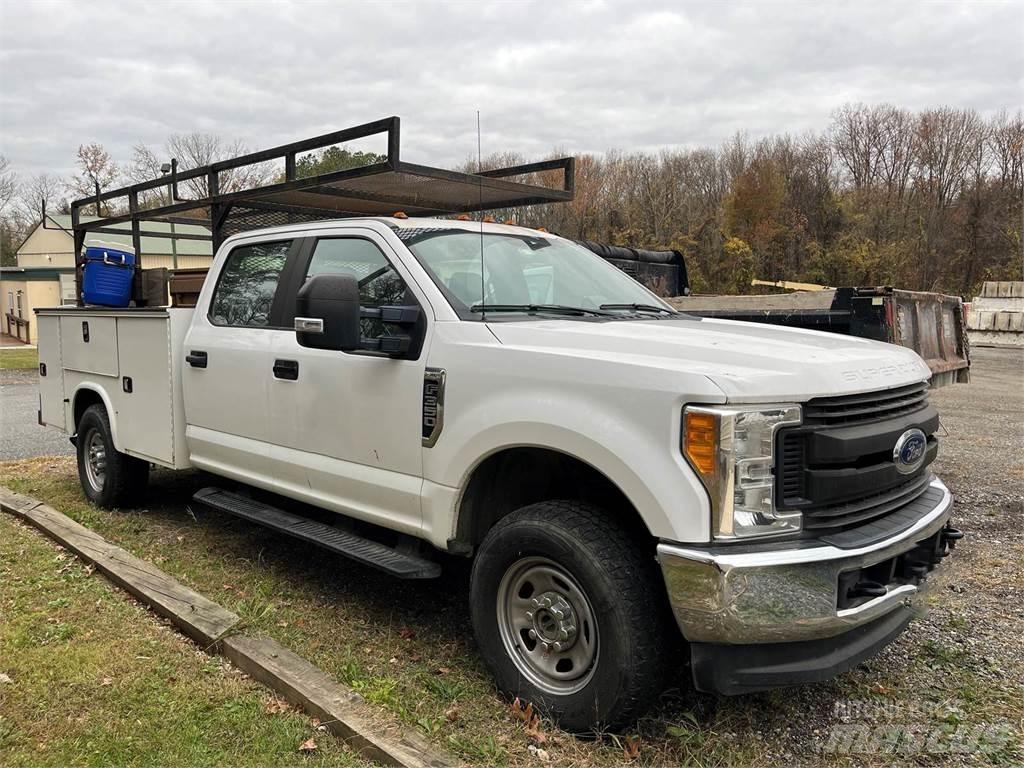 Ford F-350 Komunalna vozila za opštu namenu
