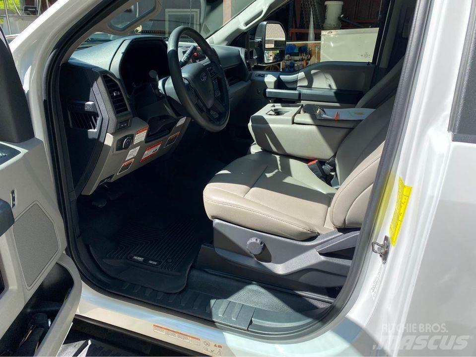 Ford F-450 Auto korpe