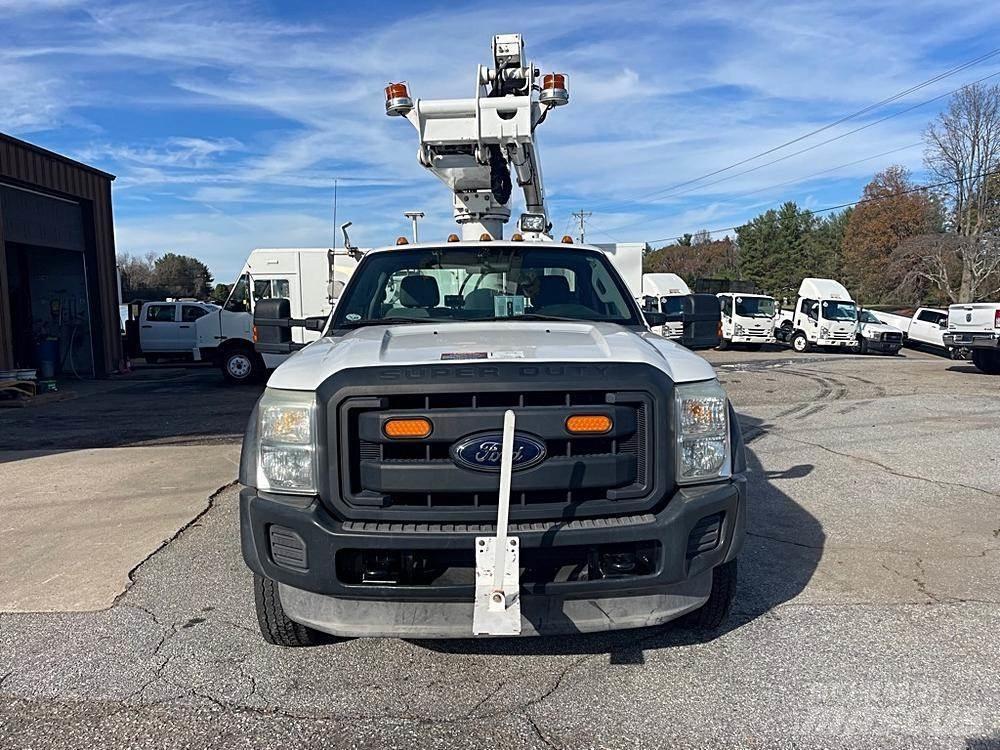 Ford F-450 Auto korpe